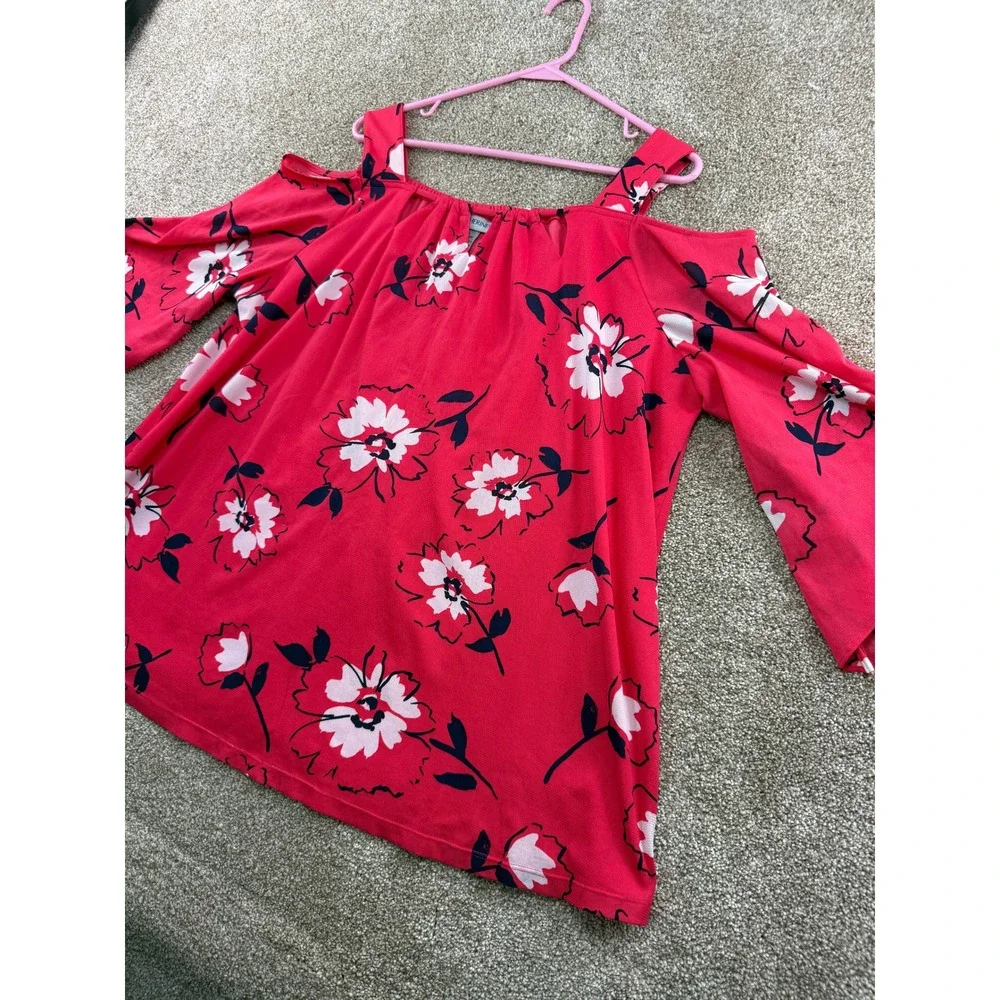 Catherines Womens 1X Red Floral Cold Shoulder Bell Sleeve Blouse Top 18 20W Plus - Picture 1 of 10